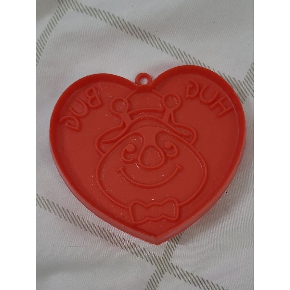 Vintage Hallmark Valentines Day Cookie Cutter Hug Bug Heart ♻️ 5/$10 ♻️